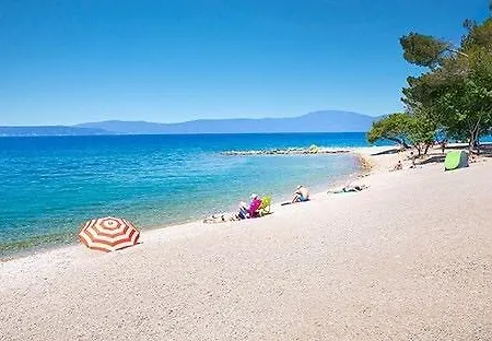 Apartment Maja Njivice